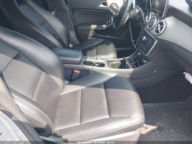 2015 Mercedes-benz Cla 250 მანქანა იყიდება აუქციონზე, vin: WDDSJ4EB6FN192209, აუქციონის ნომერი: 45099409