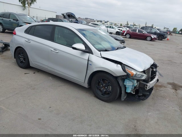 45099420 :رقم المزاد ، KMHC65LC5JU097586 vin ، 2018 Hyundai Ioniq Hybrid Blue مزاد بيع