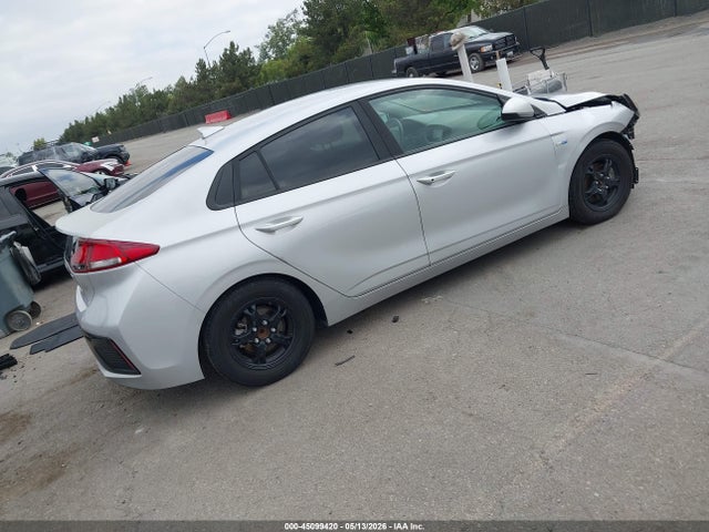 Auction sale of the 2018 Hyundai Ioniq Hybrid Blue, vin: KMHC65LC5JU097586, lot number: 45099420