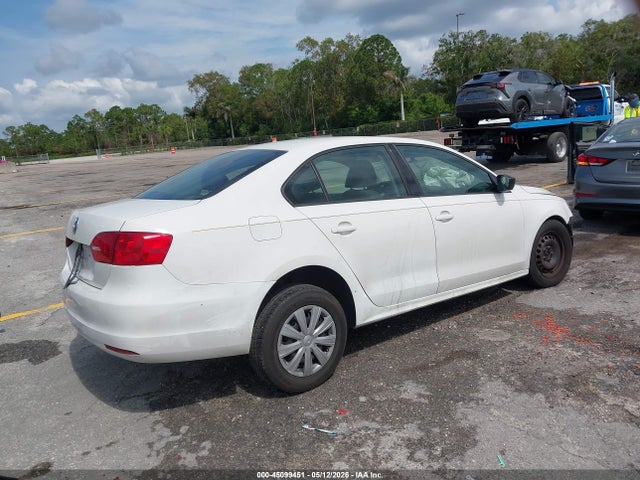 45099451 :رقم المزاد ، 3VW2K7AJ1BM379400 vin ، 2011 Volkswagen Jetta 2.0l S مزاد بيع