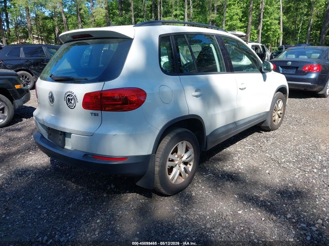 45099465 :رقم المزاد ، WVGAV7AX9GW604563 vin ، 2016 Volkswagen Tiguan S مزاد بيع