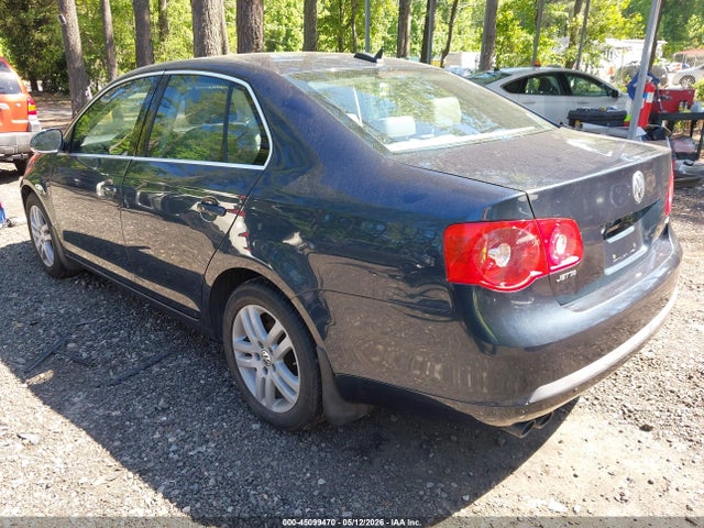 45099470 :رقم المزاد ، 3VWSG71K76M704910 vin ، 2006 Volkswagen Jetta 2.5 مزاد بيع