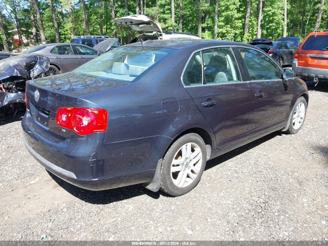 45099470 :رقم المزاد ، 3VWSG71K76M704910 vin ، 2006 Volkswagen Jetta 2.5 مزاد بيع