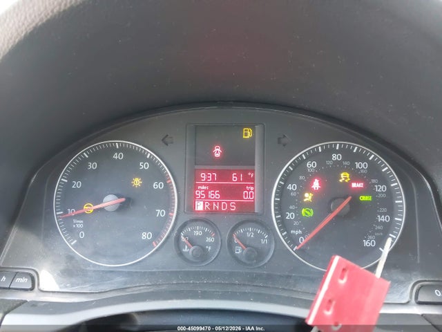 45099470 :رقم المزاد ، 3VWSG71K76M704910 vin ، 2006 Volkswagen Jetta 2.5 مزاد بيع