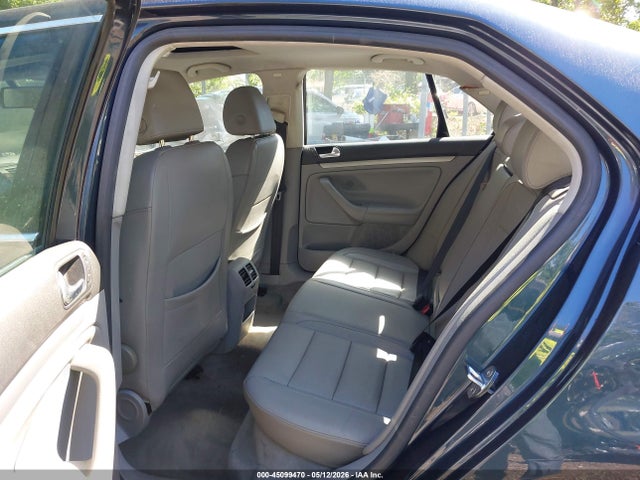 45099470 :رقم المزاد ، 3VWSG71K76M704910 vin ، 2006 Volkswagen Jetta 2.5 مزاد بيع