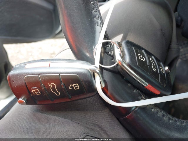 45099478 :رقم المزاد ، WAUB8GFF3G1030004 vin ، 2016 Audi A3 2.0t Premium مزاد بيع