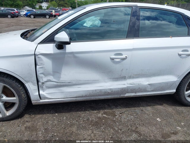 45099478 :رقم المزاد ، WAUB8GFF3G1030004 vin ، 2016 Audi A3 2.0t Premium مزاد بيع