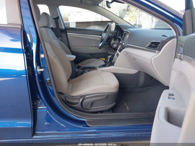 2020 Hyundai Elantra Se მანქანა იყიდება აუქციონზე, vin: 5NPD74LF3LH612687, აუქციონის ნომერი: 45099489