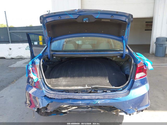 2020 Hyundai Elantra Se მანქანა იყიდება აუქციონზე, vin: 5NPD74LF3LH612687, აუქციონის ნომერი: 45099489