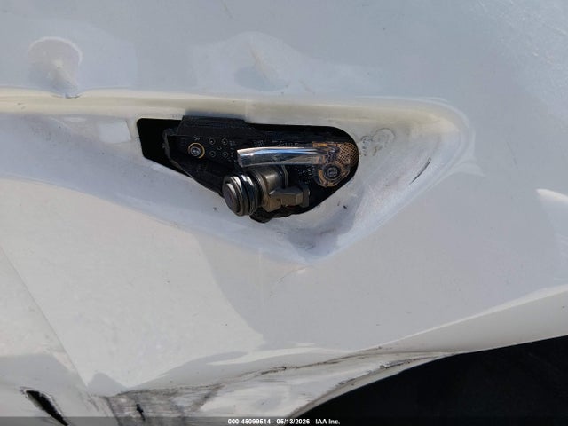 Продажа на аукционе авто 2022 Tesla Model Y Performance Dual Motor All-wheel Drive, vin: 7SAYGDEF5NF522847, номер лота: 45099514