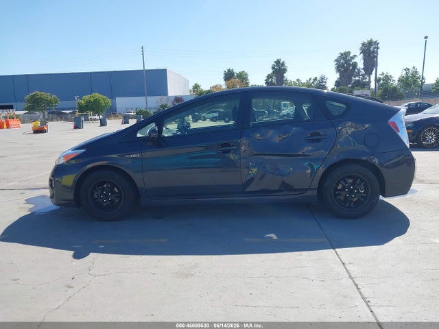 Toyota Prius Three 2014 JTDKN3DU1E0375489 Image 14