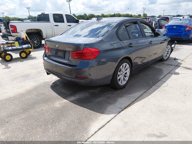45099537 :رقم المزاد ، WBA8E1G5XJNU91299 vin ، 2018 Bmw 320i مزاد بيع
