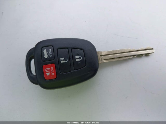 5YFBURHE0FP280647 Toyota Corolla S Plus