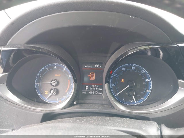 5YFBURHE0FP280647 Toyota Corolla S Plus