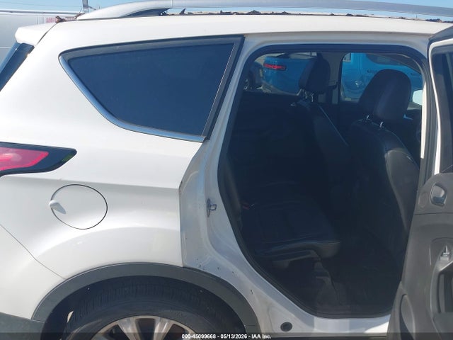 Ford Escape Titanium 2017 1FMCU9JD6HUC63049 Image 8