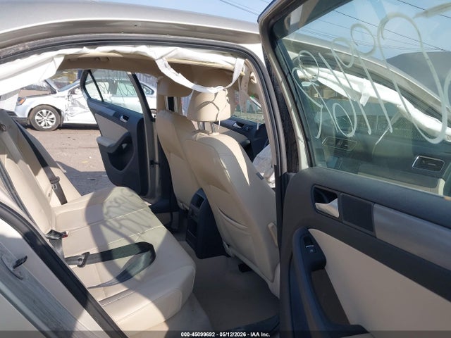 45099692 :رقم المزاد ، 3VWLL7AJ2EM225428 vin ، 2014 Volkswagen Jetta 2.0l Tdi مزاد بيع