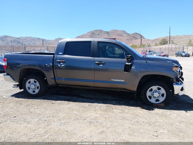 5TFDY5F11KX857672 Toyota Tundra Sr5 5.7l V8