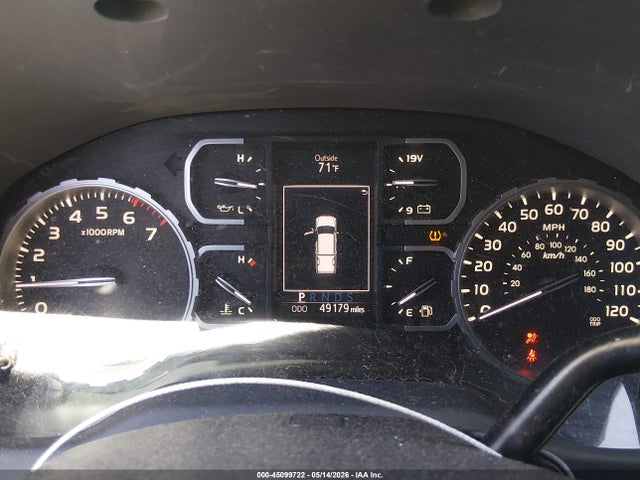 5TFDY5F11KX857672 Toyota Tundra Sr5 5.7l V8