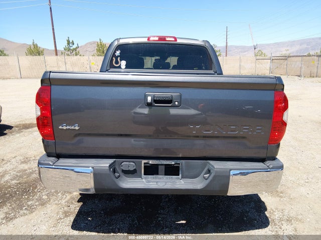 5TFDY5F11KX857672 Toyota Tundra Sr5 5.7l V8