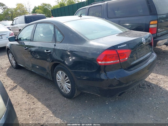 2015 Volkswagen Passat 1.8t S მანქანა იყიდება აუქციონზე, vin: 1VWAT7A33FC063689, აუქციონის ნომერი: 45099740