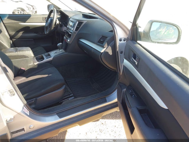 Продаж на аукціоні авто 2013 Subaru Outback 2.5i Premium, vin: 4S4BRBCC1D3236690, номер лоту: 45099755