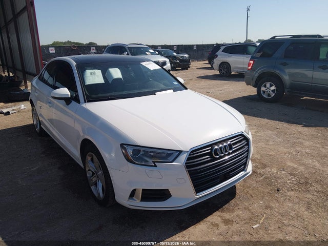Продаж на аукціоні авто 2018 Audi A3 2.0t Premium/2.0t Tech Premium, vin: WAUAUGFF4J1013839, номер лоту: 45099757
