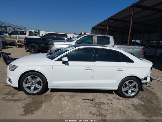 Продаж на аукціоні авто 2018 Audi A3 2.0t Premium/2.0t Tech Premium, vin: WAUAUGFF4J1013839, номер лоту: 45099757