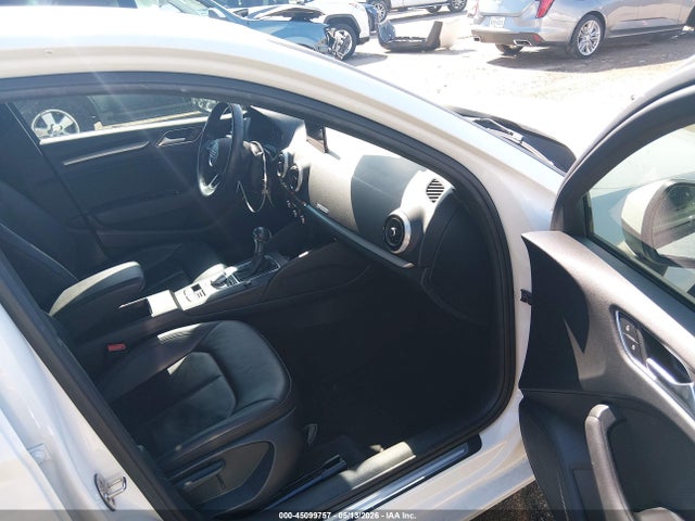 Продаж на аукціоні авто 2018 Audi A3 2.0t Premium/2.0t Tech Premium, vin: WAUAUGFF4J1013839, номер лоту: 45099757