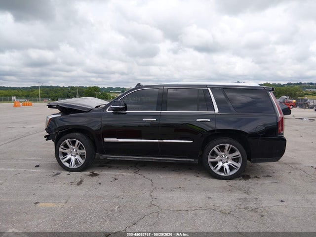 Продаж на аукціоні авто 2018 Cadillac Escalade Premium Luxury, vin: 1GYS4CKJ2JR312798, номер лоту: 45099767