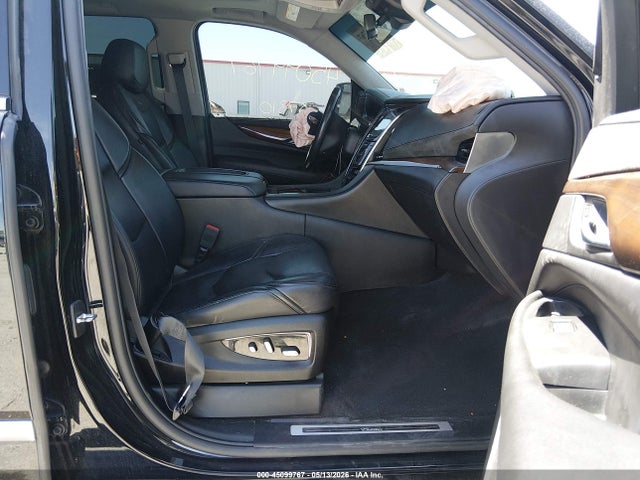Продаж на аукціоні авто 2018 Cadillac Escalade Premium Luxury, vin: 1GYS4CKJ2JR312798, номер лоту: 45099767