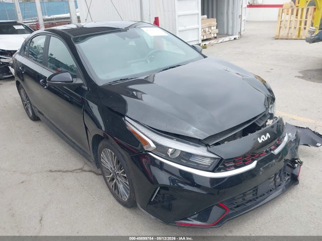 3KPF54AD9NE442794 KIA Forte Gt-line