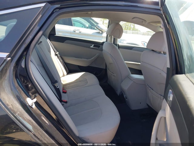 45099800 :رقم المزاد ، 5NPE24AF7FH219947 vin ، 2015 Hyundai Sonata Se مزاد بيع