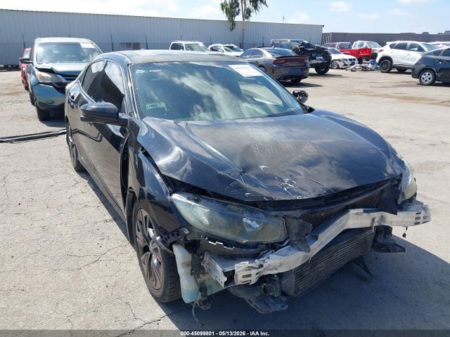 45099801 :رقم المزاد ، SHHFK7H50HU428031 vin ، 2017 Honda Civic Ex مزاد بيع
