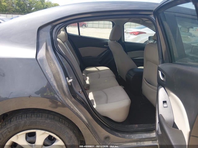 Продаж на аукціоні авто 2015 Mazda Mazda3 I Sport, vin: 3MZBM1U79FM209458, номер лоту: 45099831