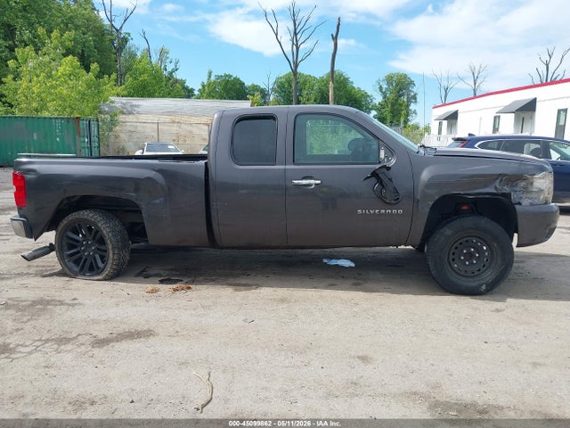 Продаж на аукціоні авто 2011 Chevrolet Silverado 1500 Lt, vin: 1GCRCSE04BZ137833, номер лоту: 45099862