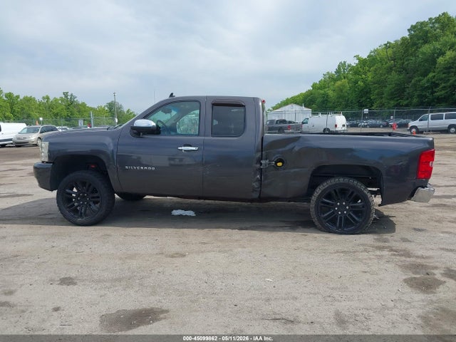 Продаж на аукціоні авто 2011 Chevrolet Silverado 1500 Lt, vin: 1GCRCSE04BZ137833, номер лоту: 45099862