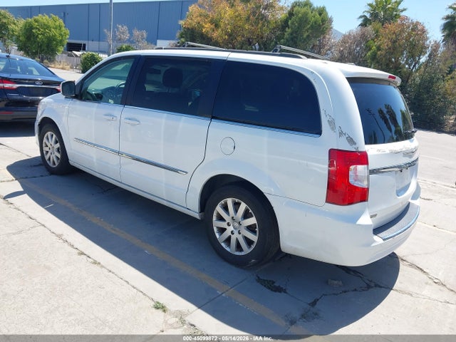 2015 Chrysler Town & Country Touring მანქანა იყიდება აუქციონზე, vin: 2C4RC1BG2FR544612, აუქციონის ნომერი: 45099872