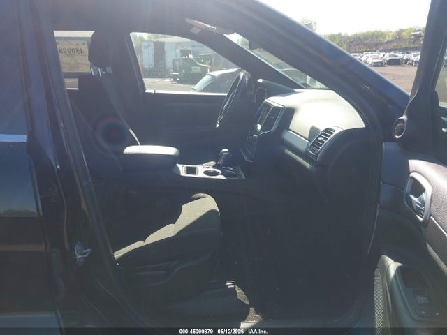 Продаж на аукціоні авто 2018 Jeep Grand Cherokee Laredo E 4x4, vin: 1C4RJFAG0JC249837, номер лоту: 45099879