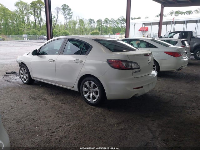 Продажа на аукционе авто 2012 Mazda Mazda3 I Sport, vin: JM1BL1UF5C1522450, номер лота: 45099913