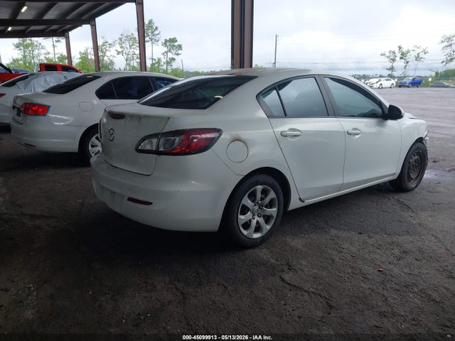 Продажа на аукционе авто 2012 Mazda Mazda3 I Sport, vin: JM1BL1UF5C1522450, номер лота: 45099913