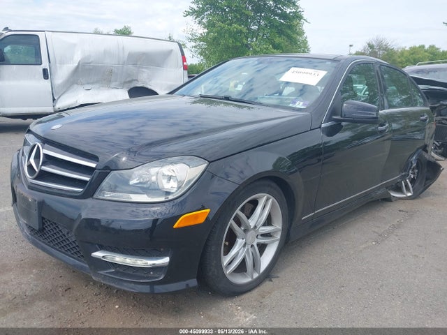 Aukcja sprzedaży 2014 Mercedes-benz C 300 Sport 4matic, vin: WDDGF8ABXEG186176, numer aukcji: 45099933