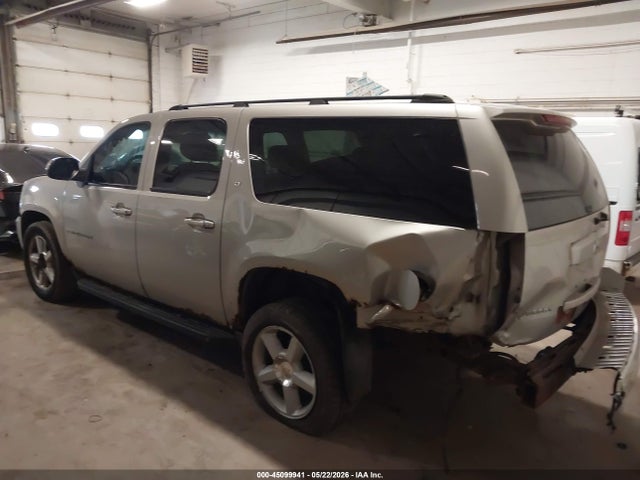45099941 :رقم المزاد ، 3GNFK16327G119323 vin ، 2007 Chevrolet Suburban 1500 Lt مزاد بيع