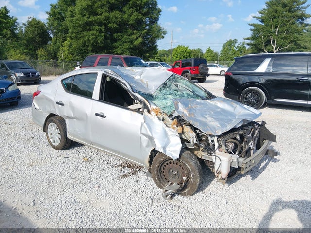 2017 3N1CN7AP1HL885989 main image