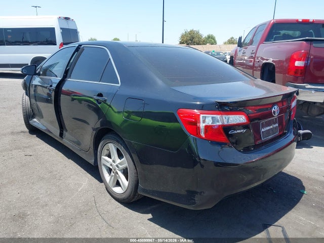 4T1BF1FK1EU360167 Toyota CAMRY SE