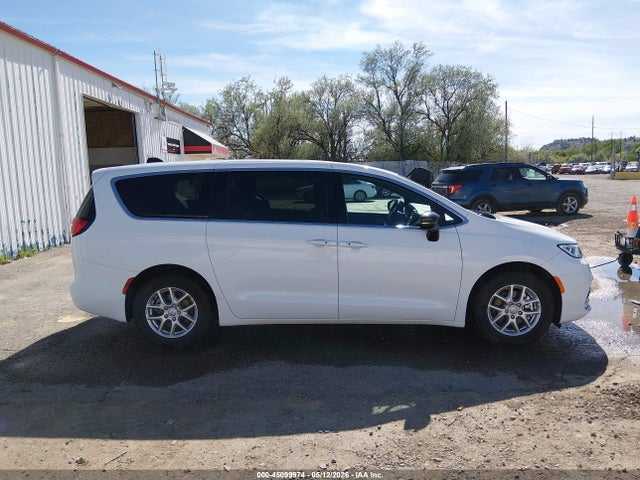 2026 Chrysler Pacifica Select მანქანა იყიდება აუქციონზე, vin: 2C4RC1BG3TR196332, აუქციონის ნომერი: 45099974