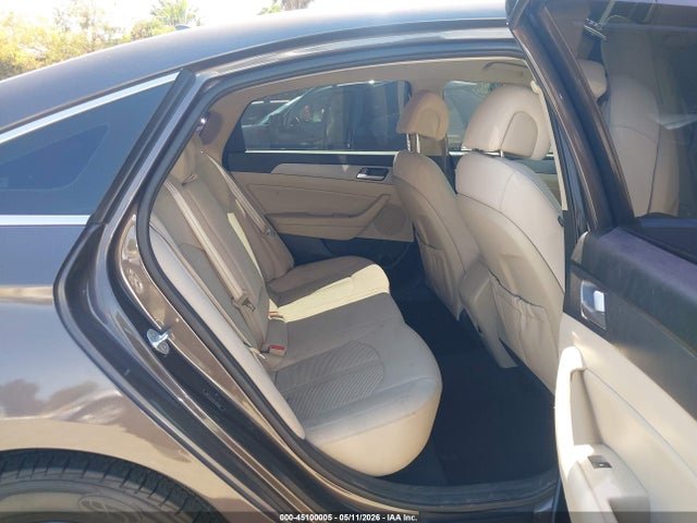5NPE24AF8FH255081 Hyundai SONATA SE