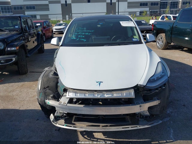 2023 Tesla Model Y Awd/long Range Dual Motor All-wheel Drive მანქანა იყიდება აუქციონზე, vin: 7SAYGDEE3PA110465, აუქციონის ნომერი: 45100015