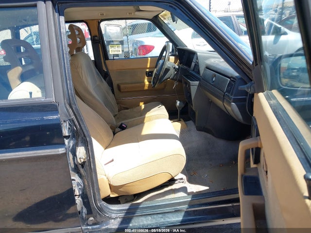 Продаж на аукціоні авто 1992 Volvo 240 Gl, vin: YV1AS8803N1460279, номер лоту: 45100026