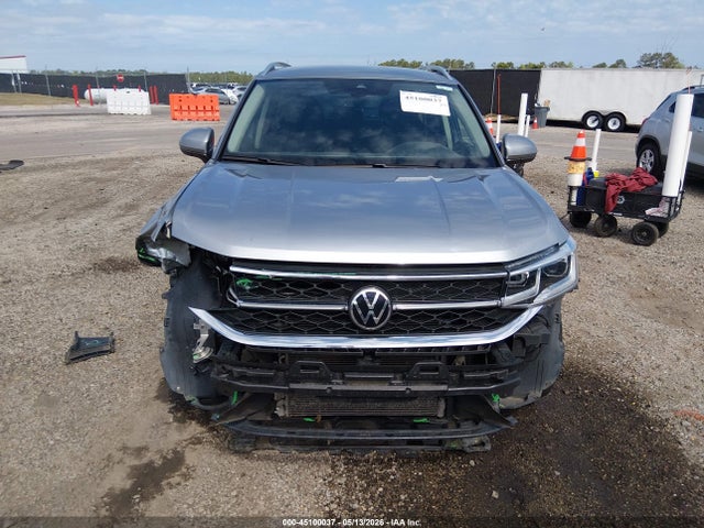 Продаж на аукціоні авто 2022 Volkswagen Taos 1.5t Sel, vin: 3VVJX7B23NM071920, номер лоту: 45100037