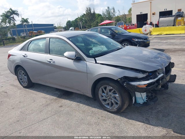 45100044 :رقم المزاد ، KMHLM4DJ9TU189381 vin ، 2026 Hyundai Elantra Hybrid Blue مزاد بيع